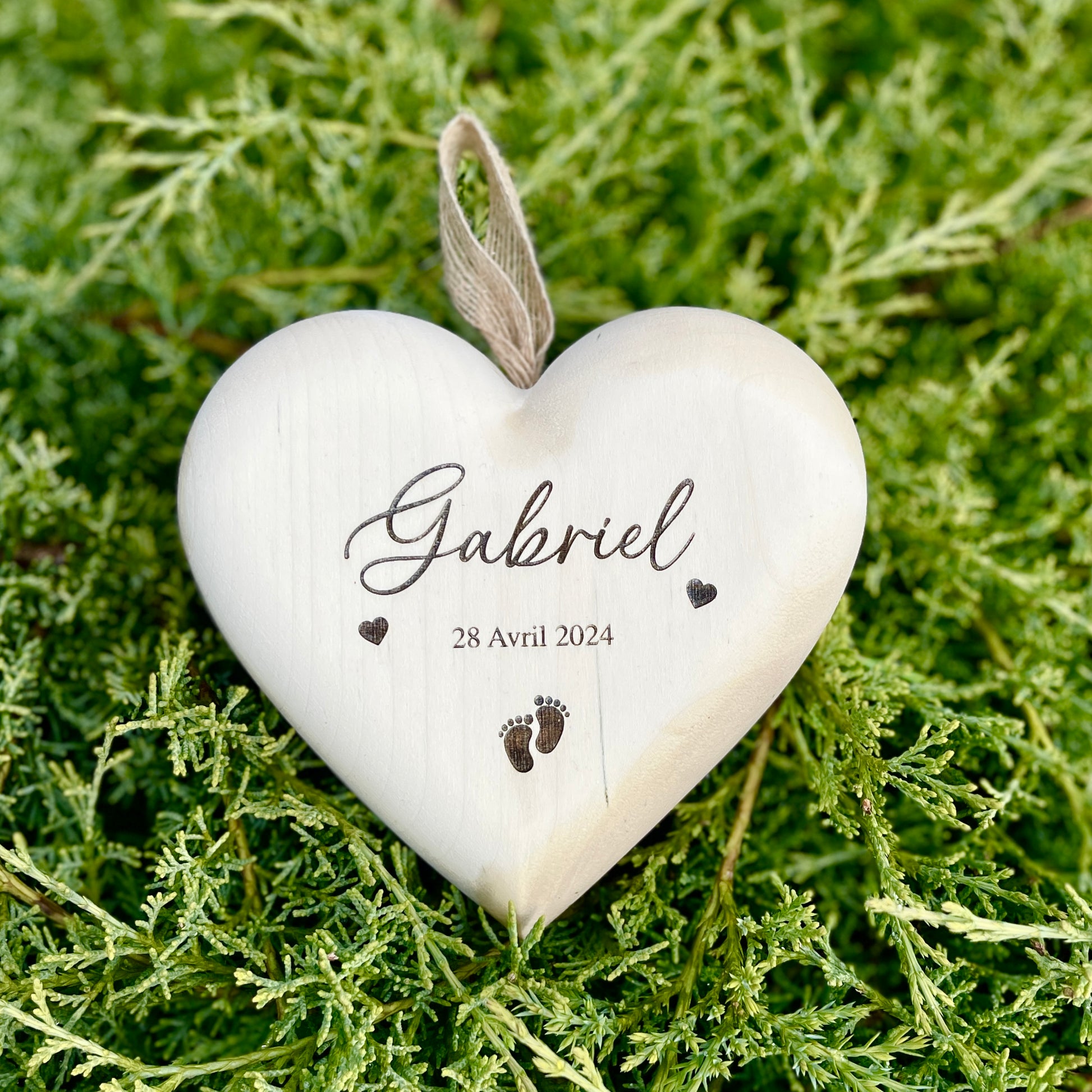 cadeau de naissance coeur en bois
